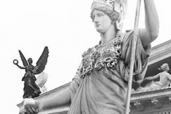 Kuva: Carl Kundmannin 
veistos Pallas Athene 
(Wien 1902) 
AP Graphics Bank