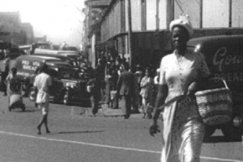 Kuva: Johannesburg, Etel�-Afrikka.
(1952)
YLE -kuvanauhalta