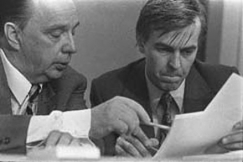 Kuva: SMP:n puoluekokous Kouvolassa.
Puheenjohtaja Veikko Vennamo ja 
puoluesihteeri Urpo Lepp�nen.
(1972)
Kalle Kultala