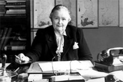 Kuva: Hella Wuolijoki.
Yleisradion p��johtaja
1945-49.
(1945)
Ruth Tr�skman