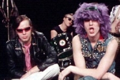 Kuva: Sleepy Sleepers haastattelussa. (1977) YLE kuvanauha.