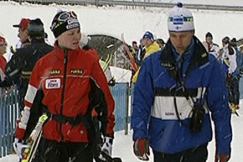 Kuva: Kaisa Varis ja Kari-Pekka Kyrö. (2003) YLE kuvanauha. Kuva: Kaisa Varis ja Kari-Pekka Kyrö. (2003) YLE kuvanauha.