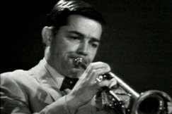 Kuva: J�rgen Petersen soittaa. (1968) YLE kuvanauha.