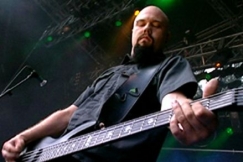 Kuva: Suburban Triben Janne Joutsenniemi (2005). YLE kuvanauha.