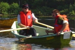 Kuva: Karjalohjan Nummij�rve� tutkitaan miinaharavalla (1991) YLE kuvanauha.