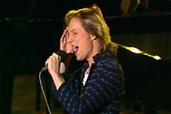 Kuva: Pave Maijanen laulaa (1984). YLE kuvanauha.