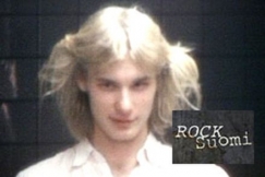 Kuva: Hassisen Kone -yhtyeen laulaja ja lauluntekij� Ismo Alanko. (1982) YLE kuvanauha.