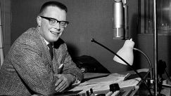 Kuva: Radiokuuluttaja Pentti Fagerholm (1964). Ylen valokuva-arkisto.