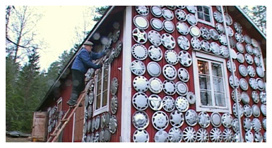 Mauritz työssään (copyright YLE/videokuvaa)