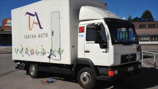 Tarina-auto
