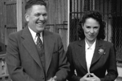 Kuva: Arvo Tamminen ja Tuulikki Paananen Hollywoodissa. YLE Kuvanauha.