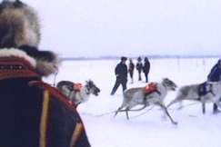 Kuva: Toiminnallista lomaa Lapissa. (1981)YLE kuvanauha. 