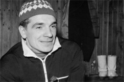 Kuva: Hiiht�j� Eero M�ntyranta. (1960-luku.) Pressfoto.