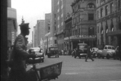 Kuva: Johannesburg, Etel�-Afrikka.
(1952)
YLE -kuvanauhalta