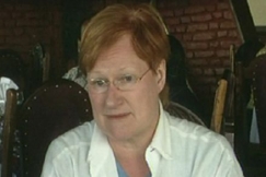 Kuva: Presidentti Tarja Halonen Tansaniassa helmikuussa 2003. YLE kuvanauha.