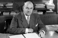 Kuva: Yleisradion p��johtaja Einar Sundstr�m. (1953) Aarne Pietinen.