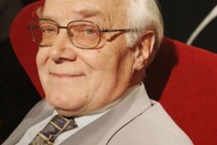 Kuva: Kalevi Wiik. (2003) YLE Heli Sorjonen.