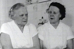 Kuva: Kylvett�j�t kertovat ty�st��n. YLE kuvanauha.