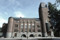 Kuva: Joensuun kaupunginteatteri. 
(1982)
Arja Lento.