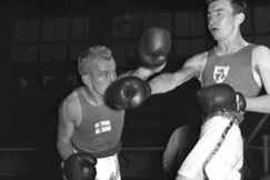 Kuva: Helsingin olympiakisat 1952. Pentti H�m�l�inen voitti 
finaaliottelussa Irlannin John McNallyn. Suomen Urheilumuseo.