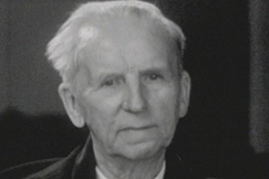 Kuva: Ohjaaja Eino Kalima. YLE kuvanauha.