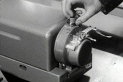 Kuva: Reik�nauhan lukija. (1961) YLE kuvanauha.