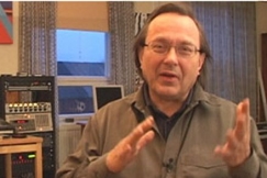 Kuva: S�velt�j� Pekka Airaksinen. (2006) YLE kuvanauha.