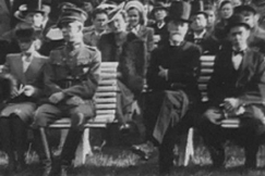 Kuva: 500-vuotisp�iv�n kansanjuhla pidettiin Kaivohuoneen puistossa. (1943) YLE kuvanauha.