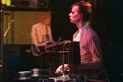 Kuva: Stressi-yhtye esiintyy. (1981) YLE kuvanauha.