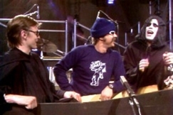 Kuva: Sakke J�rvenp��, Joke Linnamaa ja Mato Valtonen. (1981) YLE kuvanauha.