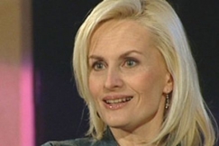 Kuva: Sara Paavolainen. (2007) YLE kuvanauha.
