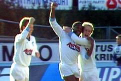 Kuva: Kuusysi juhlii maalia. (1986) YLE kuvanauha.