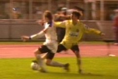 Kuva: Jalkapallo-ottelu Kuusysi-TPS. (1991) YLE kuvanauha.