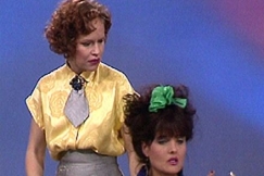 Kuva: Kaija Pakarinen ja Kristiina Halkola. YLE kuvanauha.