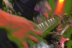 Kuva: National Napalm Syndicate. (1989) YLE kuvanauha.