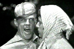 Kuva: Vesa-Matti Loiri ja Jarno Hiilloskorpi. (1968) YLE kuvanauha.