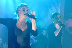 Kuva: Nylon Beat. (1999) YLE kuvanauha.