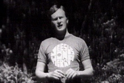 Kuva: Matti Vanhanen Pro Fide -yhtyeest�. (1974) YLE kuvanauha.