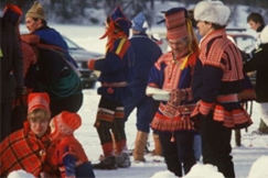 Kuva: Hannu Reimen sarjassa puhutaan nyt Euroopan pohjoisimpien seutujen kielest�. (YLE) Joska Laine.