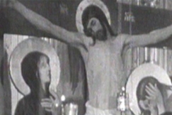 Kuva: Jeesuksen ristiinnaulitseminen Tampereen ortodoksisessa kirkossa. YLE kuvanauha.