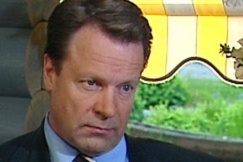 Kuva: Ilkka Kanerva. (2005) YLE kuvanauha.