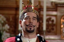 Kuva: Kuningas Herodes (Risto Autio) Kotikadun Tiernapojissa. YLE kuvanauha.