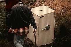 Kuva: Mies kassakaapin edess�. YLE kuvanauha. 