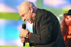 Kuva: Remu euroviisukarsinnoissa (2009). Kuva: Merja Hannikainen/YLE kuvapalvelu.