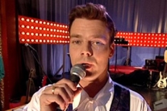 Kuva: Jari Sillanp��. (1995) YLE kuvanauha.