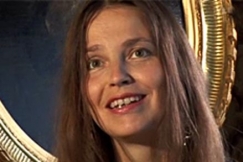 Kuva: Kirjailija Maria Peura (2009). YLE kuvanauha.