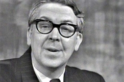 Kuva: Pentti Siimes opettajana. YLE kuvanauha.