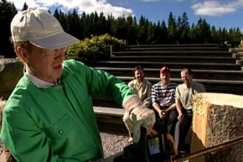 Kuva: Kummeli: Moottorisahataiteilija Jaakko. YLE kuvanauha.