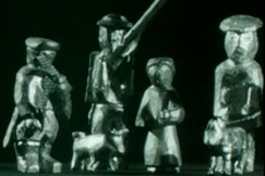 Kuva: Olga Panusuon puuhahmoja (1967). YLE kuvanauha.