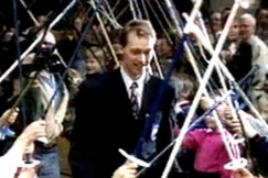 Kuva: Lasten kunniakuja Mika Myllyl�lle (1994). YLE kuvanauha.